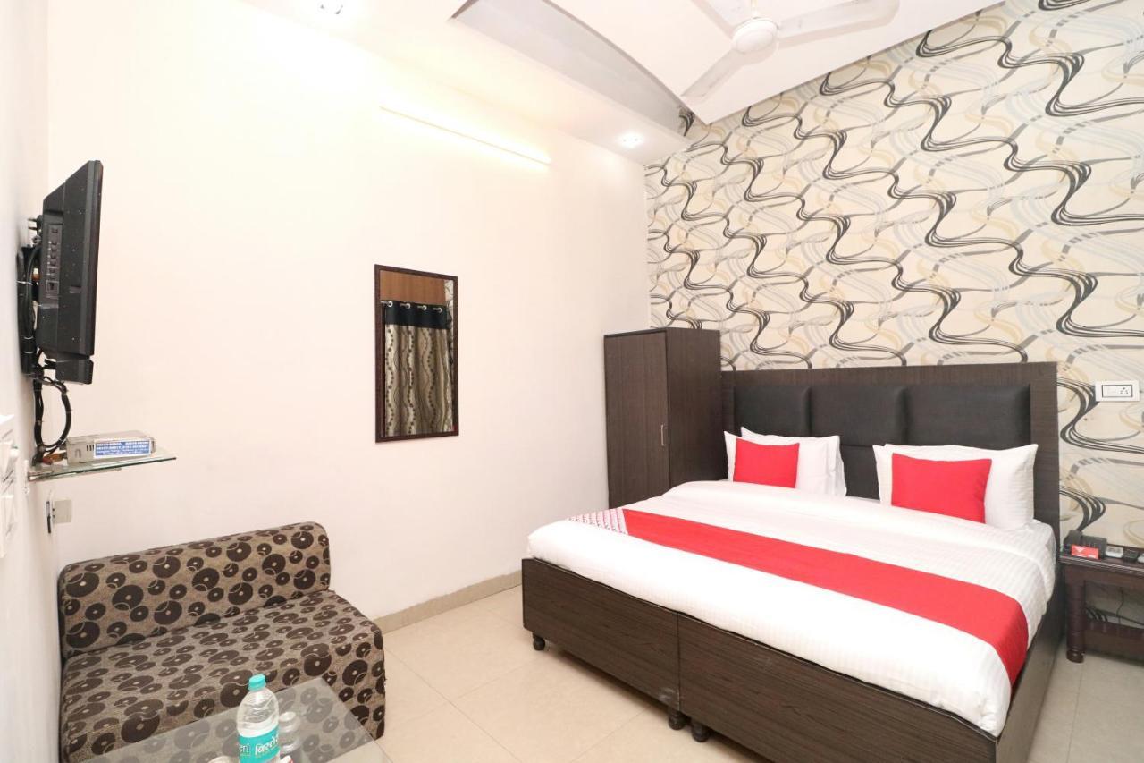 Oyo Hotel Kailash Regency Ludhiana Exterior foto
